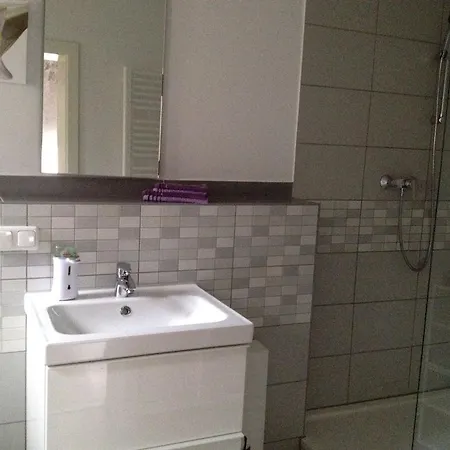 Gaestehaus Muelheim Apartment